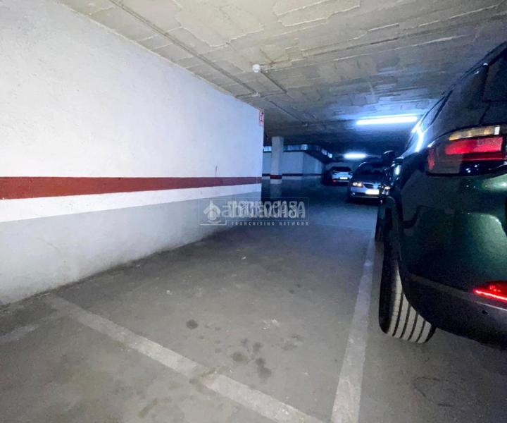 Foto 6ceeee1a-ca98-4ebd-8e20-1cdfa97edcdd. Autoparkplatz in Marianao Sant Boi de Llobregat