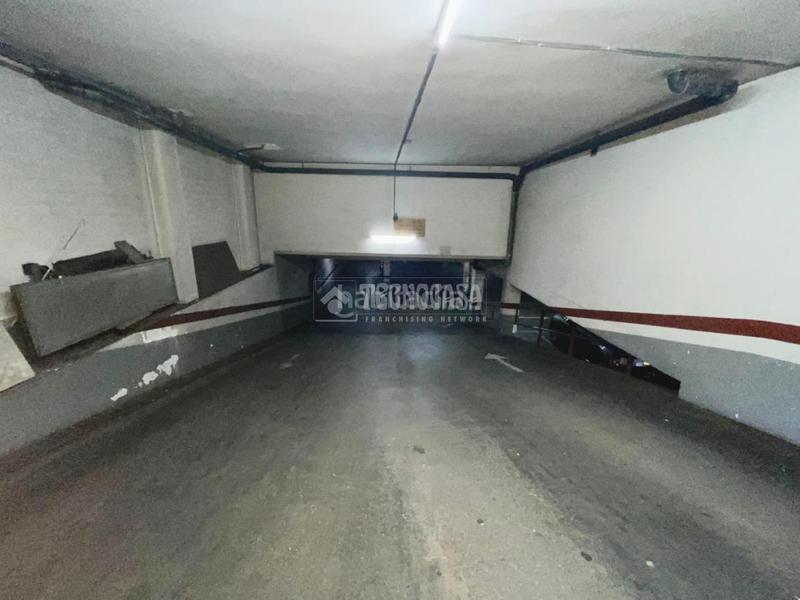 Foto 9600e969-b11a-4bc0-b0c5-32f17a57c596. Autoparkplatz in Marianao Sant Boi de Llobregat