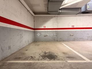 Aparcament cotxe a Marianao. Boxplaza de garaje en venta en sant boi de llobregat