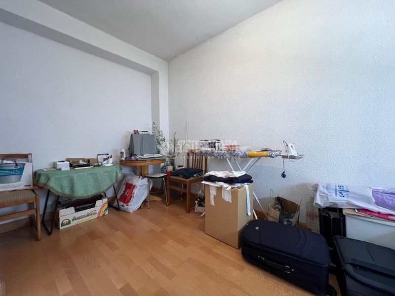 Foto 0f289a48-aa26-455a-ae41-33e23f5457c0. Pis amb calefacció aparcament a Las Delicias Zaragoza