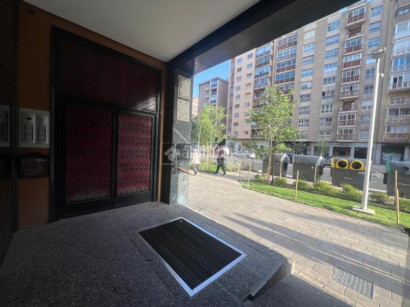 Foto de8e1484-d2ee-4a08-b421-5621db499e30. Pis amb calefacció a Barrio del Ave Zaragoza