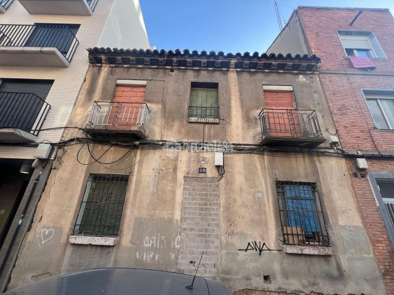 Foto c9cdc4dc-968e-4d76-8d29-0c283d34d4e4. Edificio  en venta en Las Delicias Zaragoza