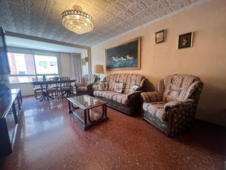 Flat in C. de Escoriaza y Fabro