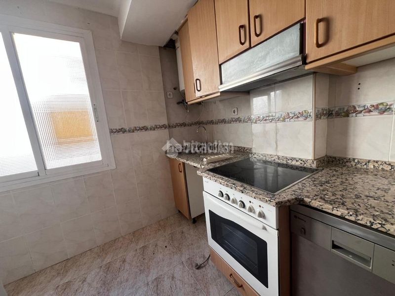 Foto bda82a20-eaaf-4da9-94c0-7fc3cc20b176. Pis a Las Delicias Zaragoza