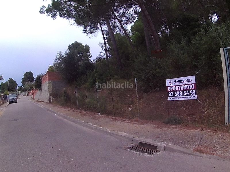 Foto 1f3f0be3-5c43-4e38-8813-90a50d6fc094. Terreny residencial a Centre Rubí