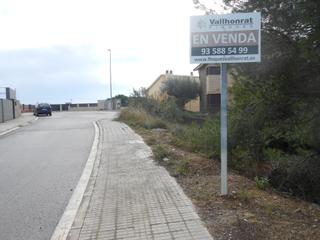 Terreny residencial a Castellnou-Can Mir-Can Solà. Terreno