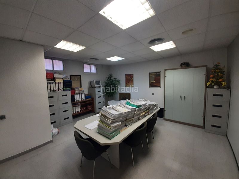 Foto b5e10468-c12b-4116-89a7-fa0778dbdff3. Local comercial en Centre Rubí