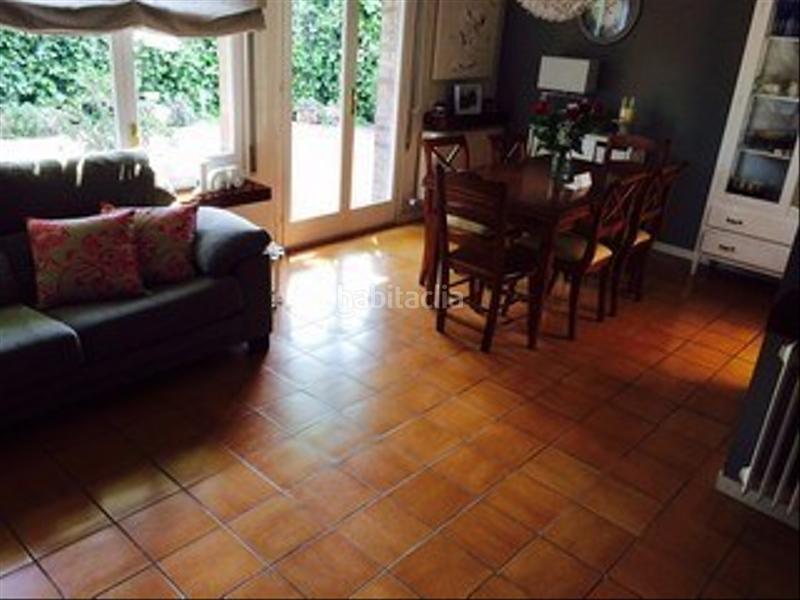 Foto 897c9d77-5fd1-4c2f-aa8e-c610f887b1e3. Chalet casa chalet en Arxiu Sant Cugat del Vallès