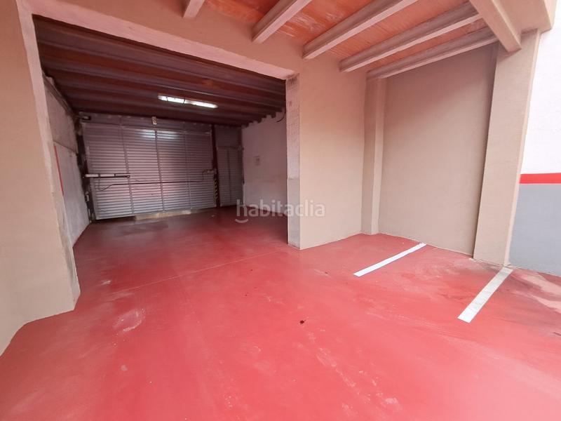 Foto 129df882-1572-41fc-b569-8df0c8db5b9f. Parking coche aparcamiento en Centre Rubí