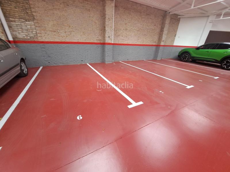 Foto 2117fdb5-37b9-400e-b395-6d6ae41aa331. Parking coche aparcamiento en Centre Rubí
