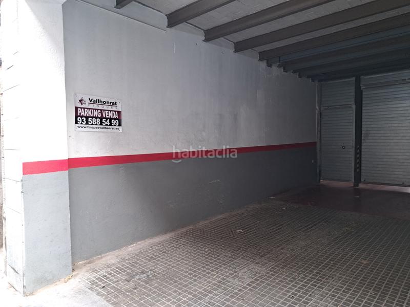 Foto bd0ca39a-9890-4283-8167-a844a98f035b. Parking coche aparcamiento en Centre Rubí