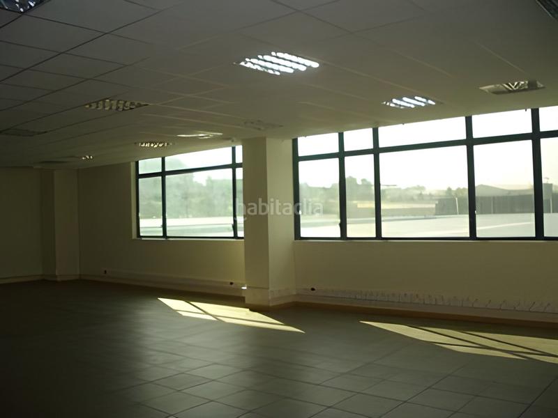 Foto c634215b-abb4-4fd6-b4d2-73381e6f720b. Rent office space in Zona Nord Rubí
