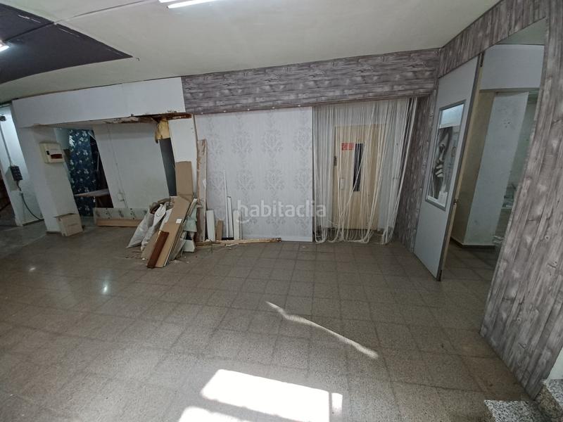 Foto 85da166f-60b5-450d-be48-456b1d4016f1. Local comercial local en Mercat Rubí