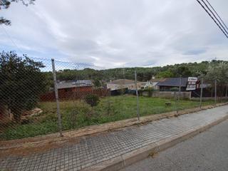 Terreny residencial a Castellnou-Can Mir-Can Solà. Terreno