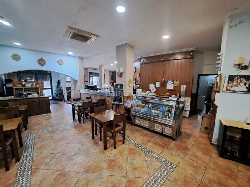Foto 58978f31-8815-452f-a0d9-eada6c712c18. Local comercial a Casc Antic Ripollet