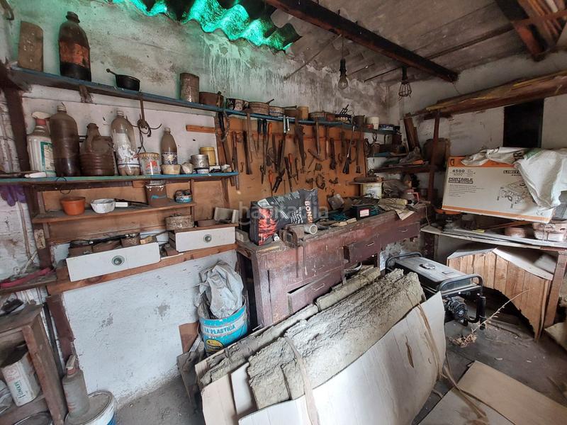 Foto 6053c06f-bbaf-40ac-a5b8-4a3178519f32. Masia amb aparcament a Mercat Rubí