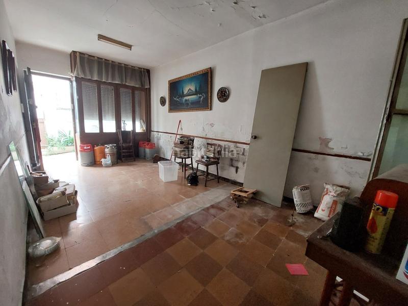 Foto e5689af9-428b-4026-9cf0-b447d91807df. Masia amb aparcament a Mercat Rubí