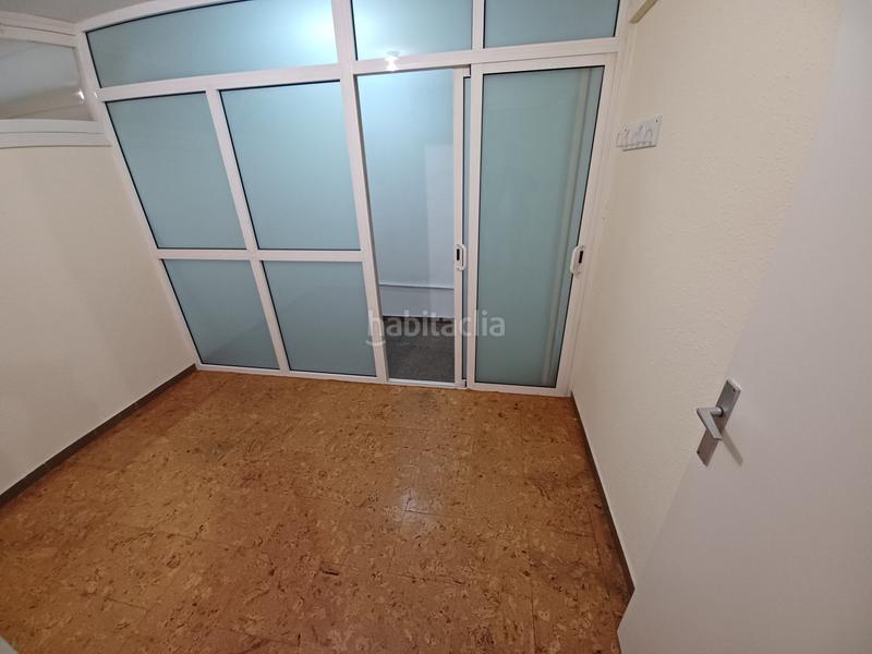 Foto fd1ebd7d-28c4-4767-89e0-403a692b5bf1. Location bureau dans Centre Rubí