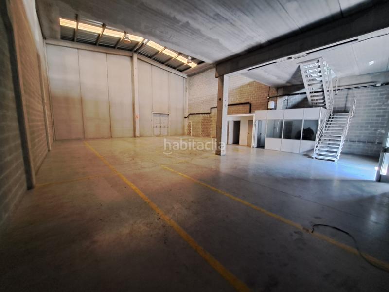 Foto 40b7a41b-03ac-4410-bd5b-621d63497627. Lloguer nau industrial a Les Fonts Sant Quirze del Vallès