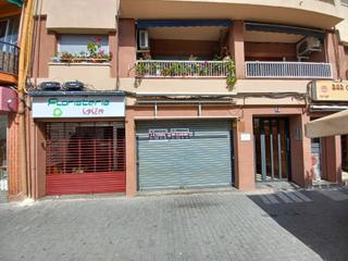 Local commercial à Centre. Local