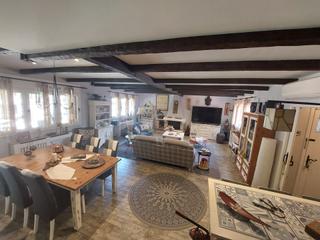 Chalet en Zona Nord. Casa chalet