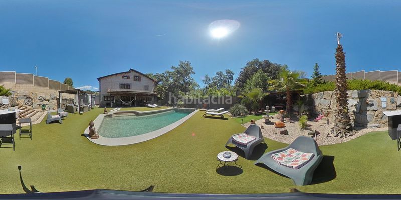 Foto 0bf5a7aa-598c-420b-8b2e-9391a4e4d001. Casa en Zona Nord Rubí