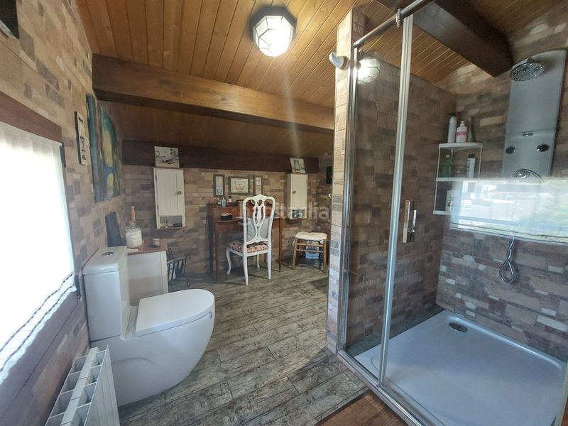 Foto 7929d2ab-5402-4ae5-b81c-a2bd41f31768. Casa en Zona Nord Rubí