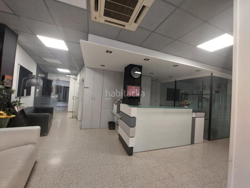 Foto 2ffdfed4-f2dc-4d4a-9e48-2738aa890b93. Location bureau avec chauffage dans Centre Rubí