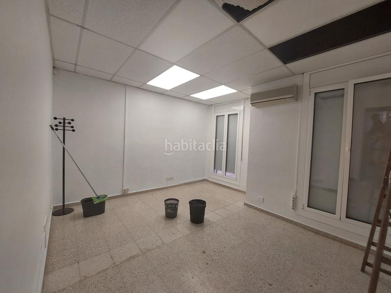 Foto eedcdf77-5961-42f8-b513-6079027659dc. Lloguer oficina amb calefacció a Centre Rubí