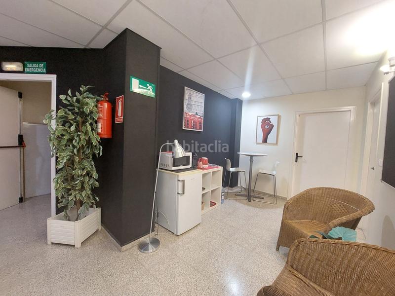 Foto 28553992-e910-44b6-a06d-5c30a76930d3. Location bureau avec chauffage dans Centre Rubí