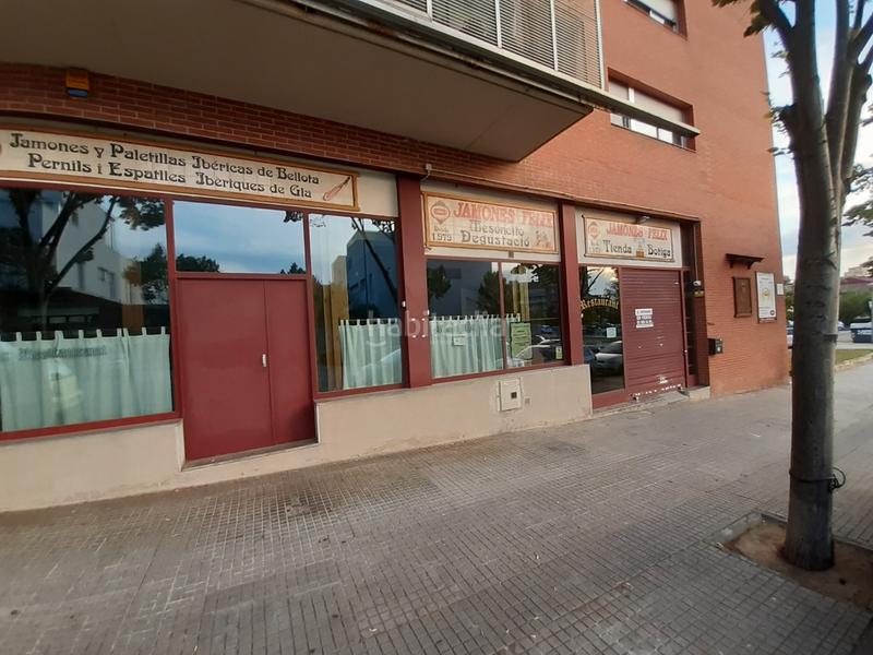 Foto 8aaabc1d-f309-4340-b42f-4bbdc3c05572. Rent business premise with heating in Mercat Rubí