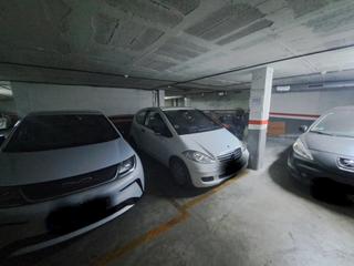 Parking voiture à Ca n´Oriol