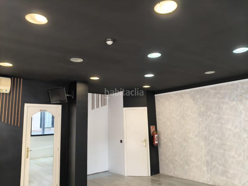 Foto 9ee5d618-3c44-4800-88be-855434f53793. Alquiler local comercial local en Centre Rubí