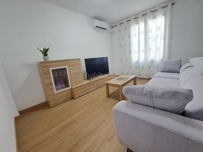 Foto 0c3ccbbd-1344-4b10-990a-1e7d2a44c869. Rez-de-chaussée avec chauffage dans Zona Nord Rubí