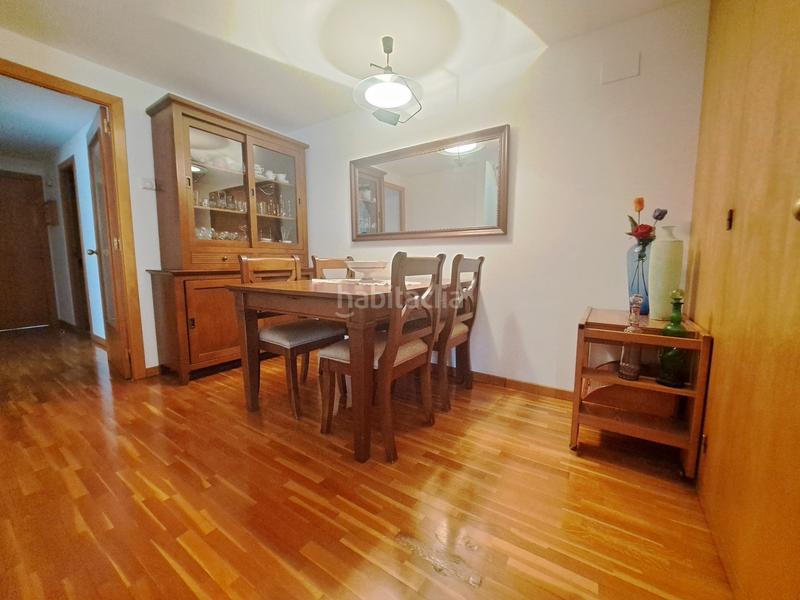 Foto 582cbe43-1d26-4233-8bac-6a5cd4171eaa. Dúplex amb calefacció aparcament a Progrés Rubí