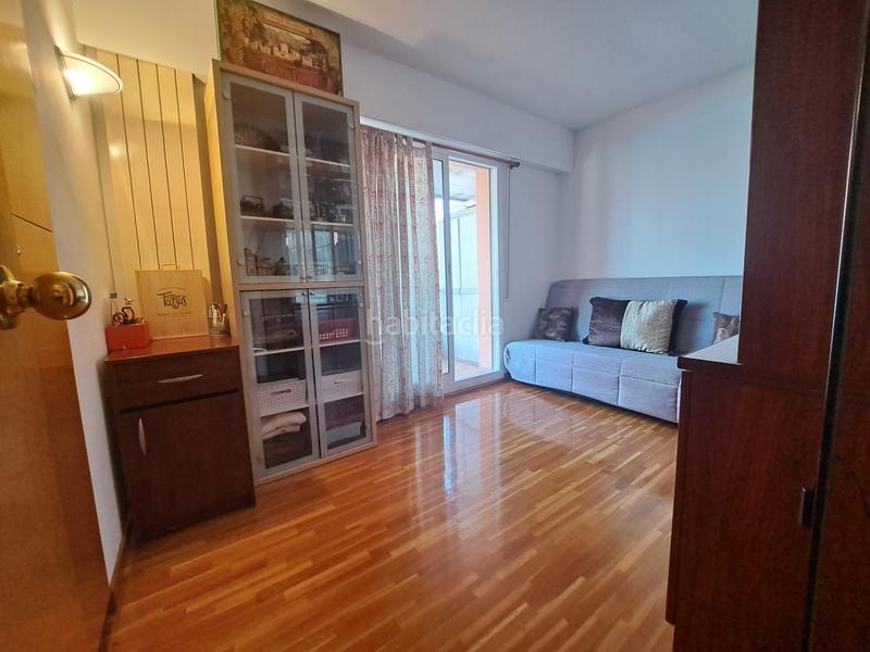 Foto f42480e4-3100-4f11-8841-01d4ba7e5fce. Dúplex amb calefacció aparcament a Progrés Rubí