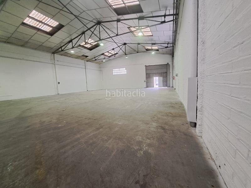 Foto b426aae1-493e-4946-a649-cbb31dd7cbc9. Affitto capannone industriale in Ca n´Alzamora Rubí