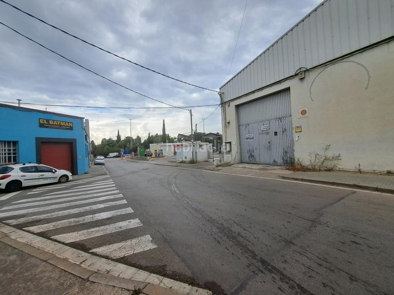 Foto eb310605-388f-4918-9ada-6ee56bc31e85. Affitto capannone industriale in Ca n´Alzamora Rubí
