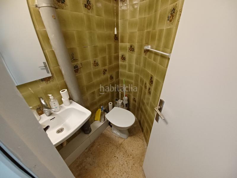 Foto 5c48d990-7967-42d5-946e-c3e506bd0bd5. Location local commercial dans Mercat Rubí