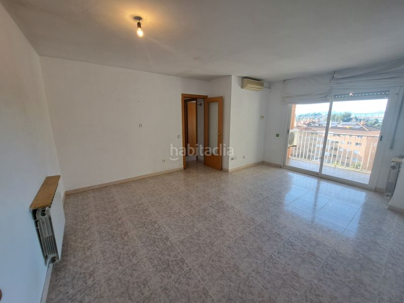 Foto 36a67521-5042-4cb1-b549-6e0d9a98c47f. Dúplex amb calefacció aparcament piscina a Ca n´Alzamora Rubí