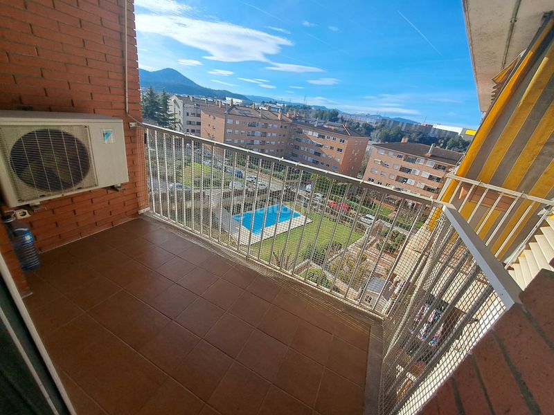 Foto da3d23ad-7b7b-4bc9-af51-3004aec745ef. Dúplex amb calefacció aparcament piscina a Ca n´Alzamora Rubí