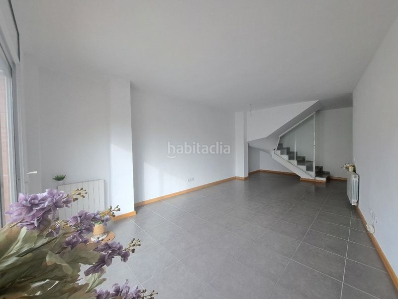 Foto a213623d-fb84-46bb-b011-efd3fc5b9bdd. Dúplex amb calefacció aparcament a Centre Rubí