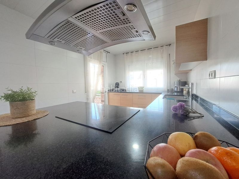 Foto 57341151-9729-4297-a8b6-3a2bd2f4bc4e. Casa amb calefacció aparcament a Can Vallhonrat Rubí
