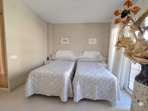 Foto 9230a146-8c93-4cc3-9afd-8841f920b0ef. Casa adossada amb calefacció aparcament a Zona Nord Rubí