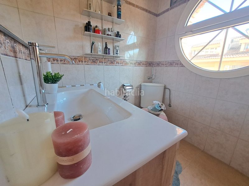 Foto caa44597-40cc-4742-9e49-b66e361584ce. Casa adossada amb calefacció aparcament a Zona Nord Rubí