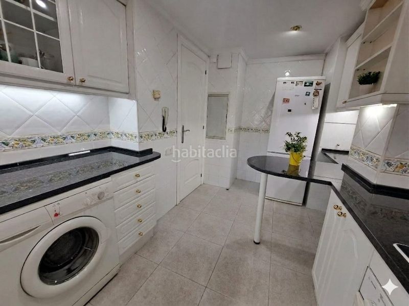 Foto f680d373-fb7a-451e-b3f8-debed12ac966. Casa adossada amb calefacció aparcament a Zona Nord Rubí