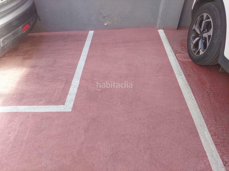 Foto fef9f0be-f9ac-4653-a2b3-898975455a6a. Parking coche en Centre Rubí