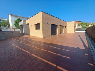 Rent House in Els Avets-Can Serrafossà-Ximelis