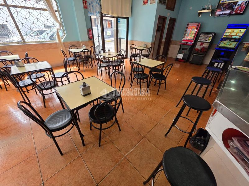 Foto 5b724330-e4ed-45e7-a2f7-dbe9c6d1afbc. Rent business premise in Centro Fuenlabrada