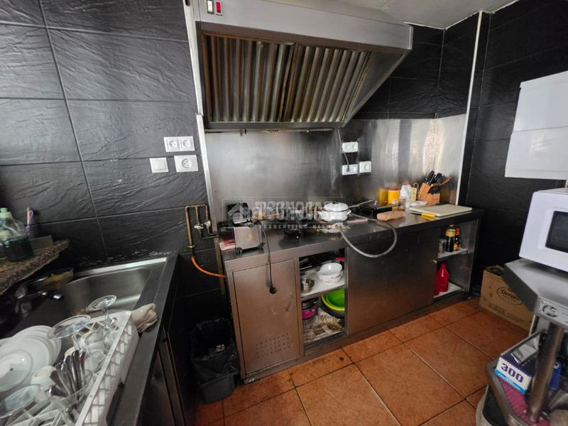 Foto d0f6f712-58ef-46d8-ba41-1bf052c8f490. Rent business premise in Centro Fuenlabrada